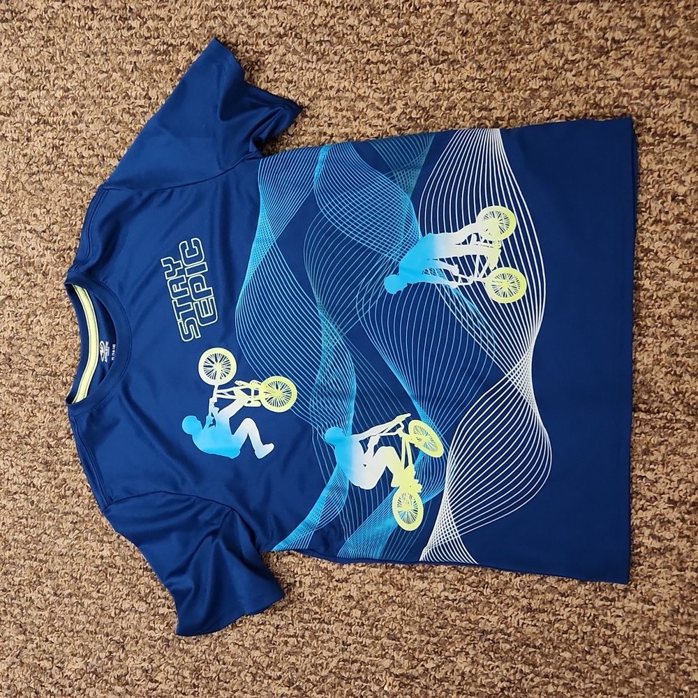 Boy's Athletic Works Athletic Shirt Color Blue Size XL